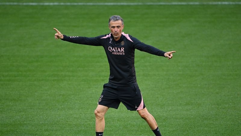 La experiencia y los problemas han preparado al PSG para la gloria en la Liga de Campeones, dice DT