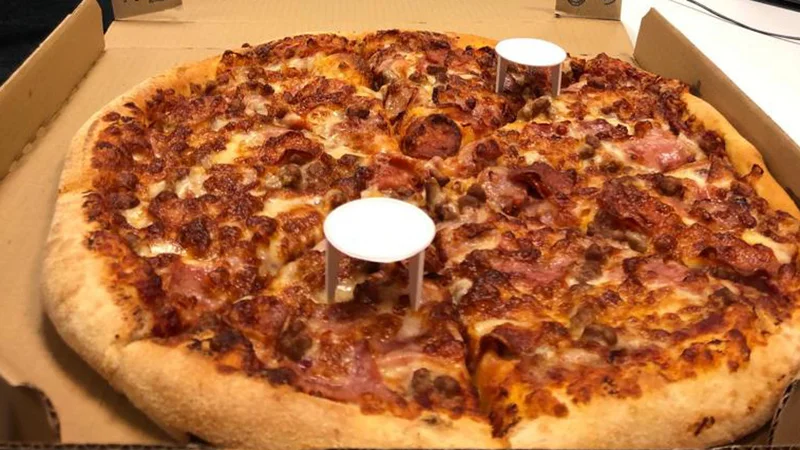 Pizza con el separador.