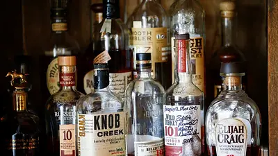 Trump elimina los aranceles sobre el whisky británico como brindis de despedida a Carlos III Trump elimina los aranceles sobre el whisky británico como brindis de despedida a Carlos III