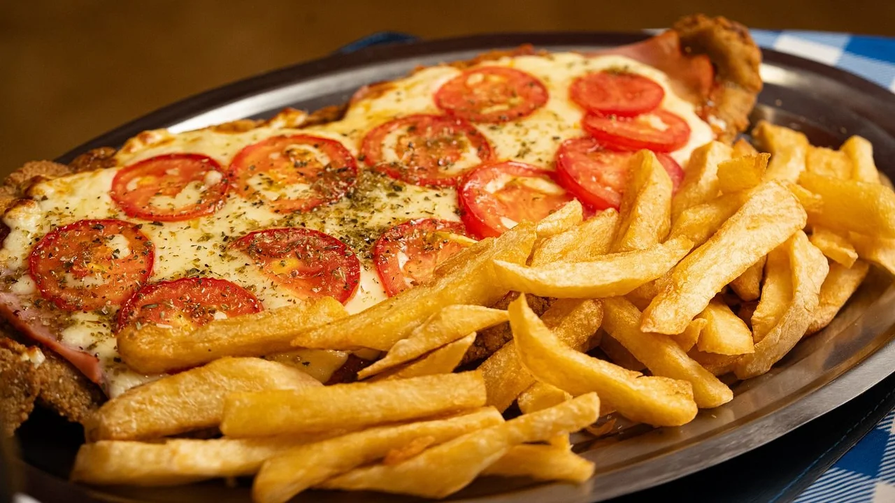 Milanesa Del Río Cantina.