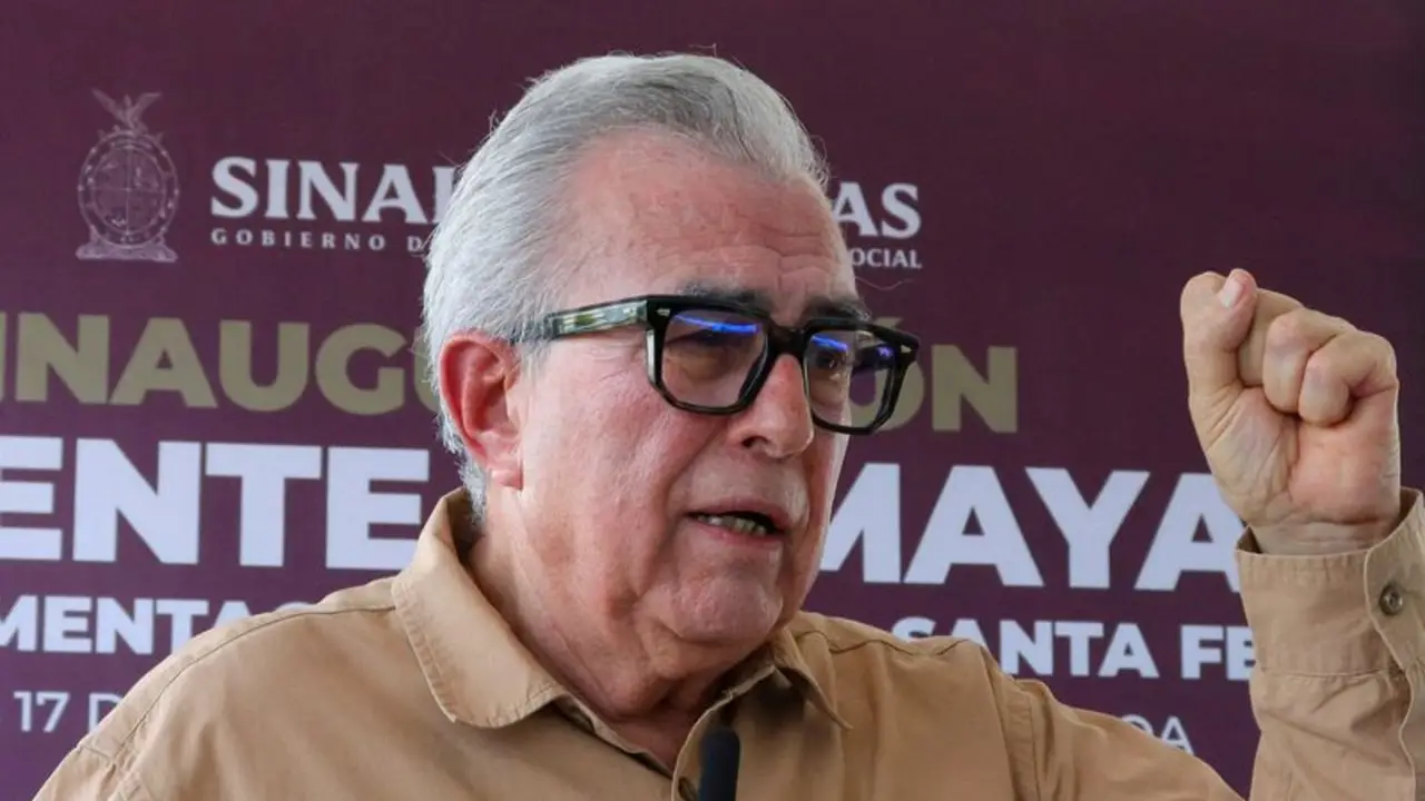 Gobernador de estado mexicano Sinaloa anuncia que se separa temporalmente del cargo tras acusación de narcotráfico