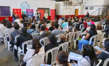 La Provincia financia mejoras habitacionales para familias de Morón | Viviendas
