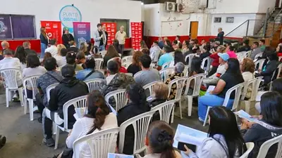 Con créditos y obras, PBA financia mejoras habitacionales a cientos de familias en Morón Con créditos y obras, PBA financia mejoras habitacionales a cientos de familias en Morón