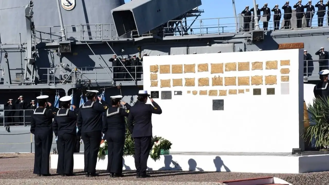 Emotivo homenaje a los 323 caídos del crucero General Belgrano