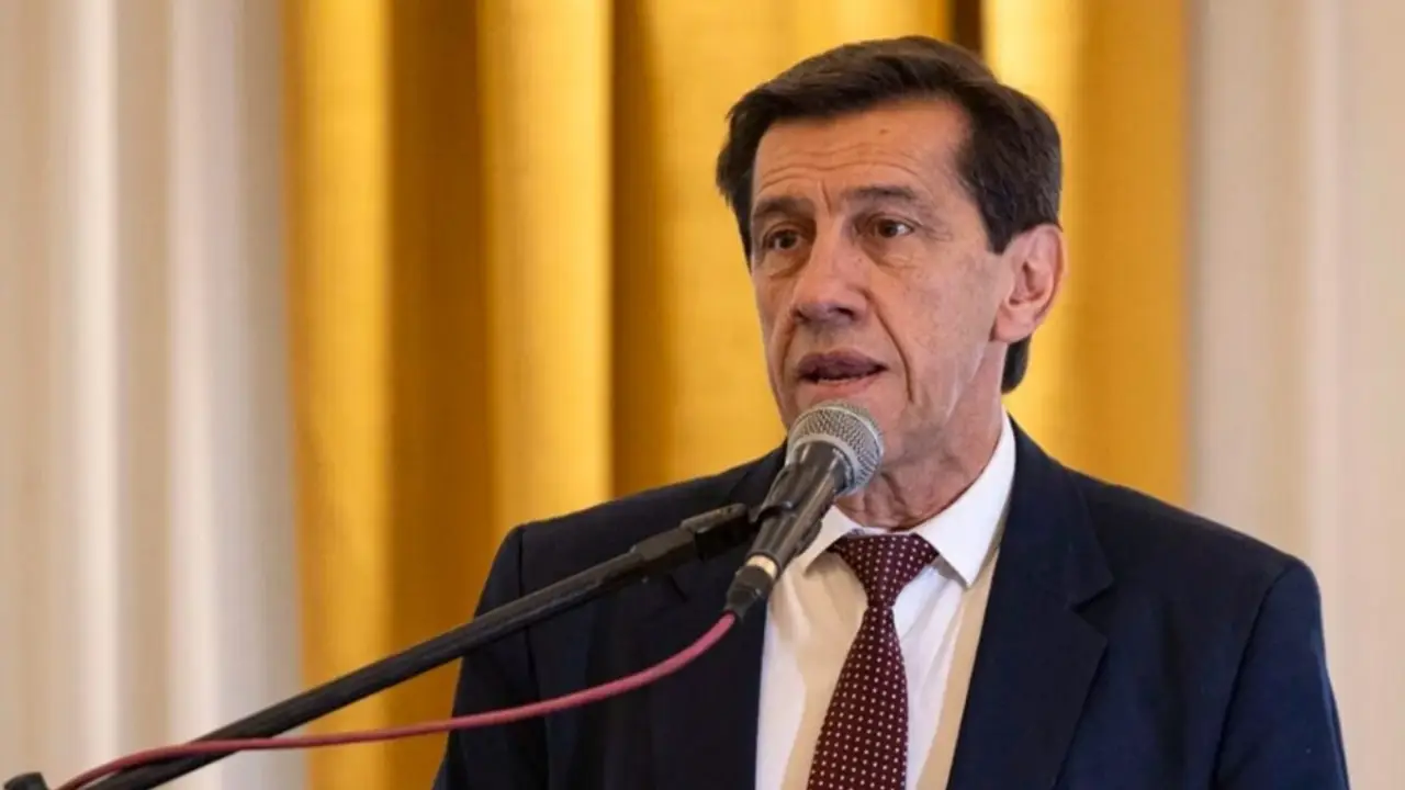 Sadir replica el desfinanciamiento de Milei al INCAA: denuncian recortes del 50% de los fondos para audiovisuales