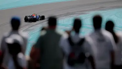 Hadjar partirá desde el final de la parrilla del GP Miami tras un error de Red Bull Hadjar partirá desde el final de la parrilla del GP Miami tras un error de Red Bull
