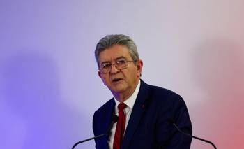 Político francés de extrema izquierda Mélenchon dice que se presentará a presidenciales de 2027 | Francia