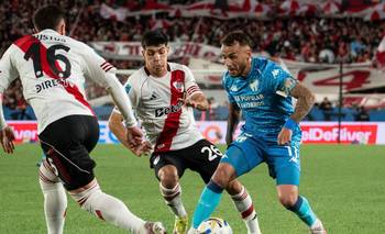 River perdió de local con Atlético Tucumán que no ganaba de visitante hace 464 días | Fútbol argentino