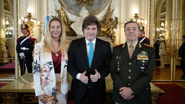 Prohíben que los militares se quejen en redes por sus bajos sueldos | Fuerzas armadas