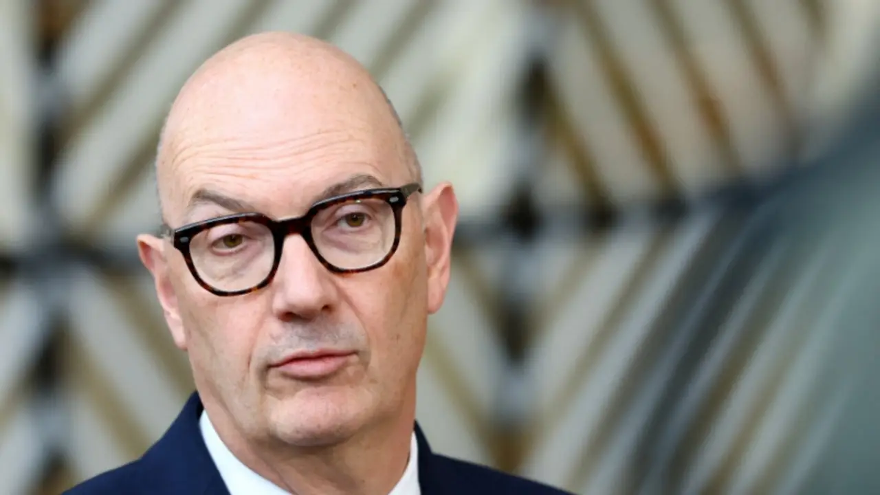 Ministro francés quiere "ver más allá del ruido" de la amenaza de aranceles de Trump a los autos