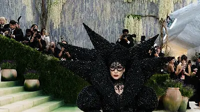 Lady Gaga en Met Gala 2026. Lady Gaga en Met Gala 2026.