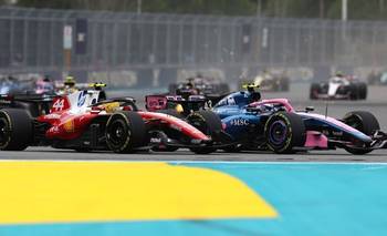 El gesto vulgar de Hamilton hacia Colapinto tras el toque en Miami | Fórmula 1