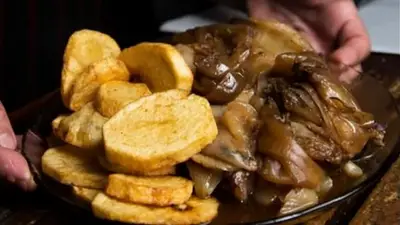 Un bodegón en Floresta se destaca por su carne al horno y su propuesta casera. Dónde queda y qué comer. Un bodegón en Floresta se destaca por su carne al horno y su propuesta casera. Dónde queda y qué comer.