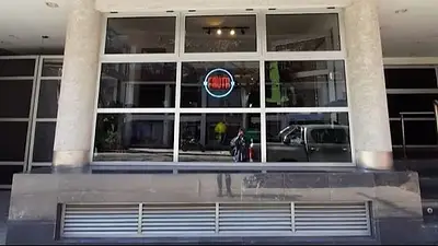 Cerró una importante marca de ropa de Salta por la crisis de Javier Milei: "Los costos no paran de subir mientras el consumo baja" Cerró una importante marca de ropa de Salta por la crisis de Javier Milei: "Los costos no paran de subir mientras el consumo baja"