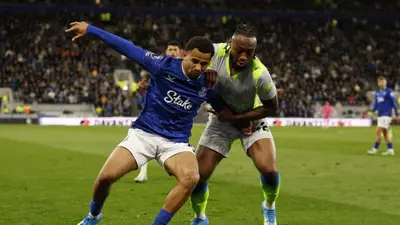 El City condena presuntos insultos racistas contra Semenyo y Guéhi en empate contra el Everton El City condena presuntos insultos racistas contra Semenyo y Guéhi en empate contra el Everton