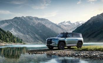 Llega el nuevo SUV de BYD que "flota" sobre el agua | Autos