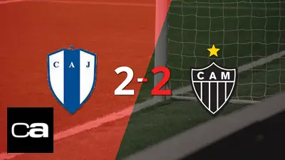 Juventud empató 2-2 contra Atlético Mineiro sobre el final del partido Juventud empató 2-2 contra Atlético Mineiro sobre el final del partido