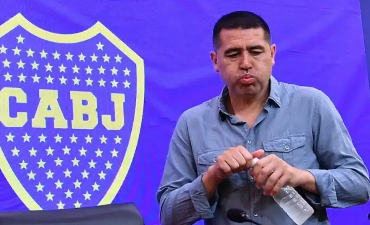 Los 3 arqueros que mira Boca tras las lesiones de Agustín Marchesín y Leandro Brey