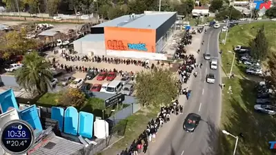 La convocatoria apunta a encontrar empleados administrativos, promotores, cajeros, carniceros, polleros, choferes y cocineros. (Foto: TN). La convocatoria apunta a encontrar empleados administrativos, promotores, cajeros, carniceros, polleros, choferes y cocineros. (Foto: TN).