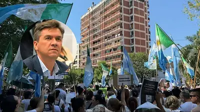 “Arbitraria e infundada”: la Justicia anuló el recorte salarial de Zdero contra empleados de Producción en Chaco “Arbitraria e infundada”: la Justicia anuló el recorte salarial de Zdero contra empleados de Producción en Chaco
