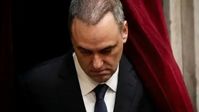 Adorni adelantó su informe de gestión en el Senado, cercado por su Declaración Jurada Adorni adelantó su informe de gestión en el Senado, cercado por su Declaración Jurada