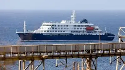 Caos Sanitario por el crucero: se rompió el aislamiento en un avión y denuncian que hay otros pasajeros "dando vueltas por ahí" Caos Sanitario por el crucero: se rompió el aislamiento en un avión y denuncian que hay otros pasajeros "dando vueltas por ahí"