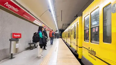 subte h Pueyrredón. subte h Pueyrredón.