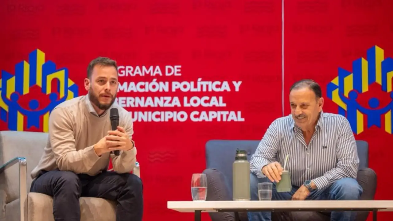 “La disputa por el sentido”: Quintela encabezó un encuentro para debatir la reconstrucción del peronismo