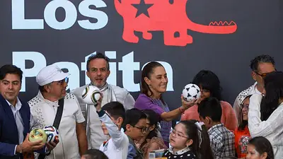 Presidenta de México muestra dudas sobre plan de acortar curso escolar 40 días por el Mundial Presidenta de México muestra dudas sobre plan de acortar curso escolar 40 días por el Mundial