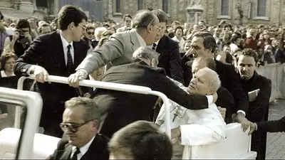 Juan Pablo II. Juan Pablo II.