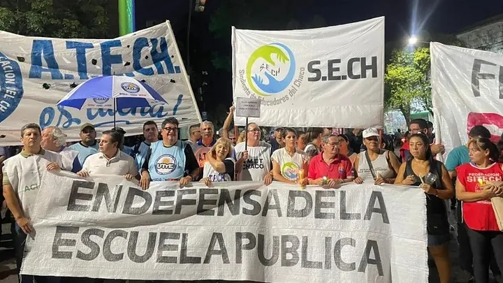 GREMIOS DOCENTES de CHACO se suman a la MARCHA FEDERAL y cargan contra el AJUSTE de ZDERO | El Destape