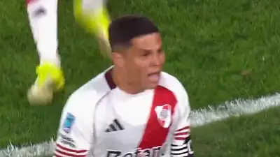 Video: Juanfer Quintero hizo el gol del empate agónico para River y se lo gritó a los hinchas Video: Juanfer Quintero hizo el gol del empate agónico para River y se lo gritó a los hinchas