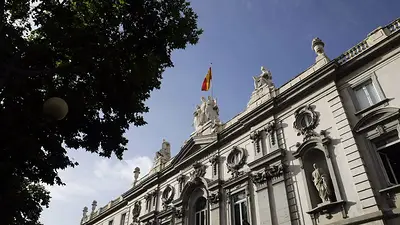 Condenan a una pareja estadounidense-alemana en España por encerrar a sus hijos en casa Condenan a una pareja estadounidense-alemana en España por encerrar a sus hijos en casa