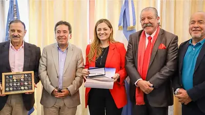 La Rioja y Atacama avanzan en una agenda minera conjunta para potenciar inversiones y logística La Rioja y Atacama avanzan en una agenda minera conjunta para potenciar inversiones y logística
