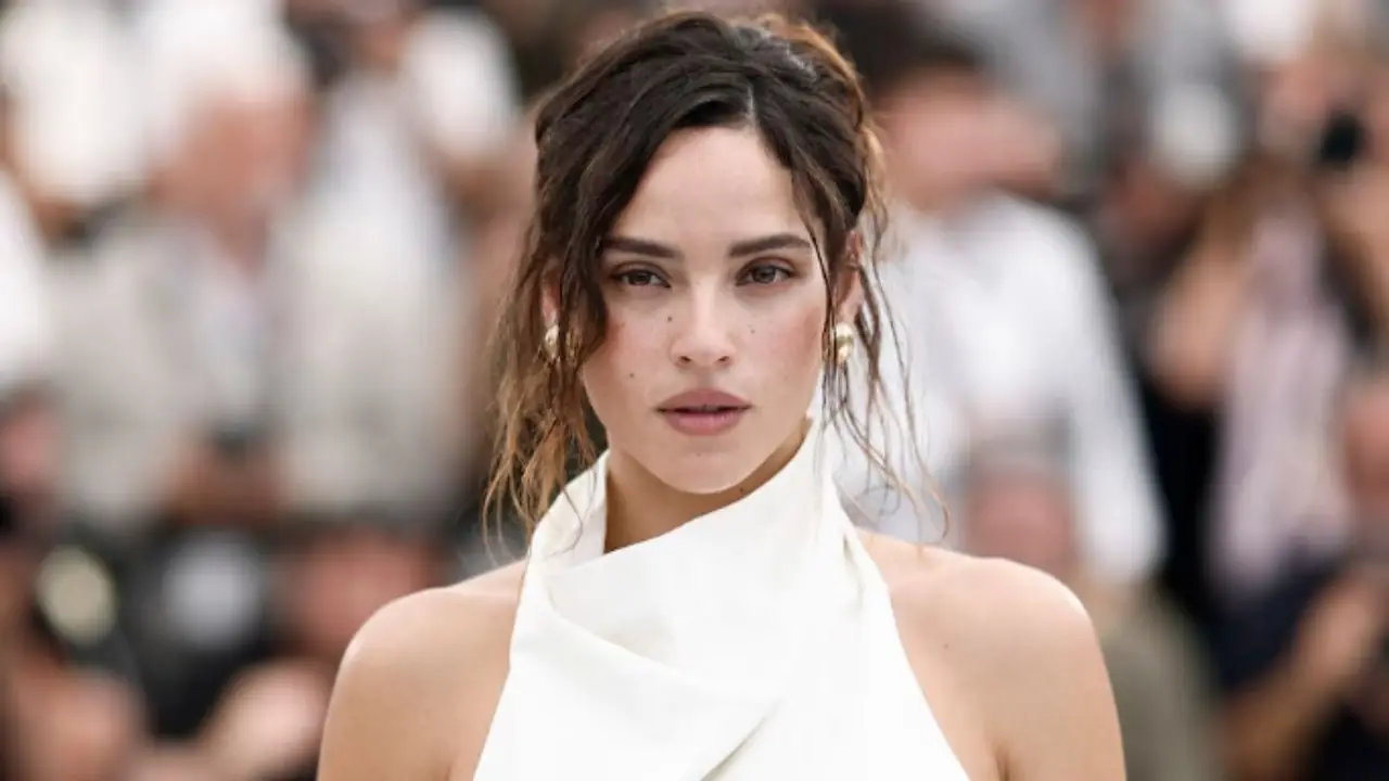 Quién es la hija de Ricardo Arjona: así es Adria Arjona