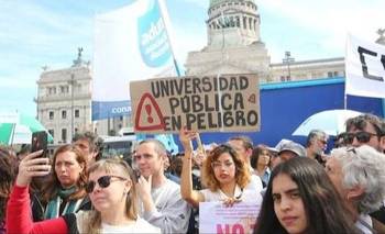 Marcha Federal Universitaria 2026: qué dice la ley de Financiamiento que Milei no cumple | Marcha federal universitaria