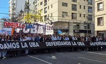 Docentes y nodocentes de la UBA anunciaron que harán paros escalonados durante 23 días | Universidades