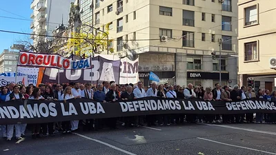 Docentes y nodocentes de la UBA anunciaron que harán paros escalonados durante 23 días Docentes y nodocentes de la UBA anunciaron que harán paros escalonados durante 23 días