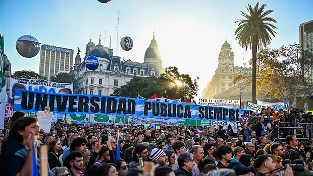 Antes de la marcha, rectores van al Congreso pero LLA les bloqueará la comisión | Marcha federal universitaria 