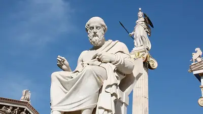 Platón, filósofo griego: "La mejor riqueza es contentarse viviendo con poco" Platón, filósofo griego: "La mejor riqueza es contentarse viviendo con poco"