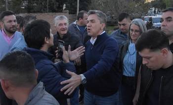 Escándalo en Chaco: detienen a un periodista por hacerle preguntas incómodas a Zdero | Censura