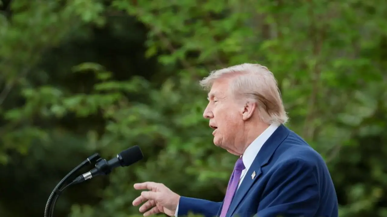 Corte de apelaciones en EEUU cuestiona iniciativa de Trump de sancionar a grandes bufetes