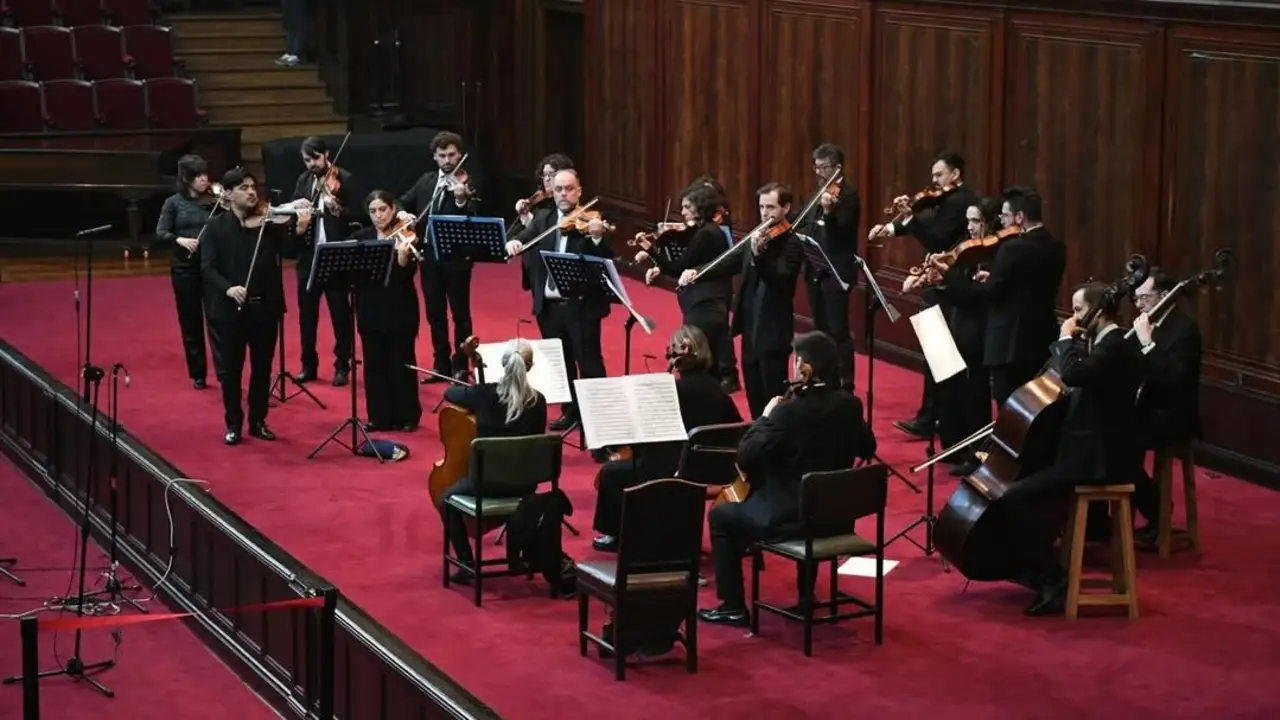orquesta en la Facultad de Derecho.