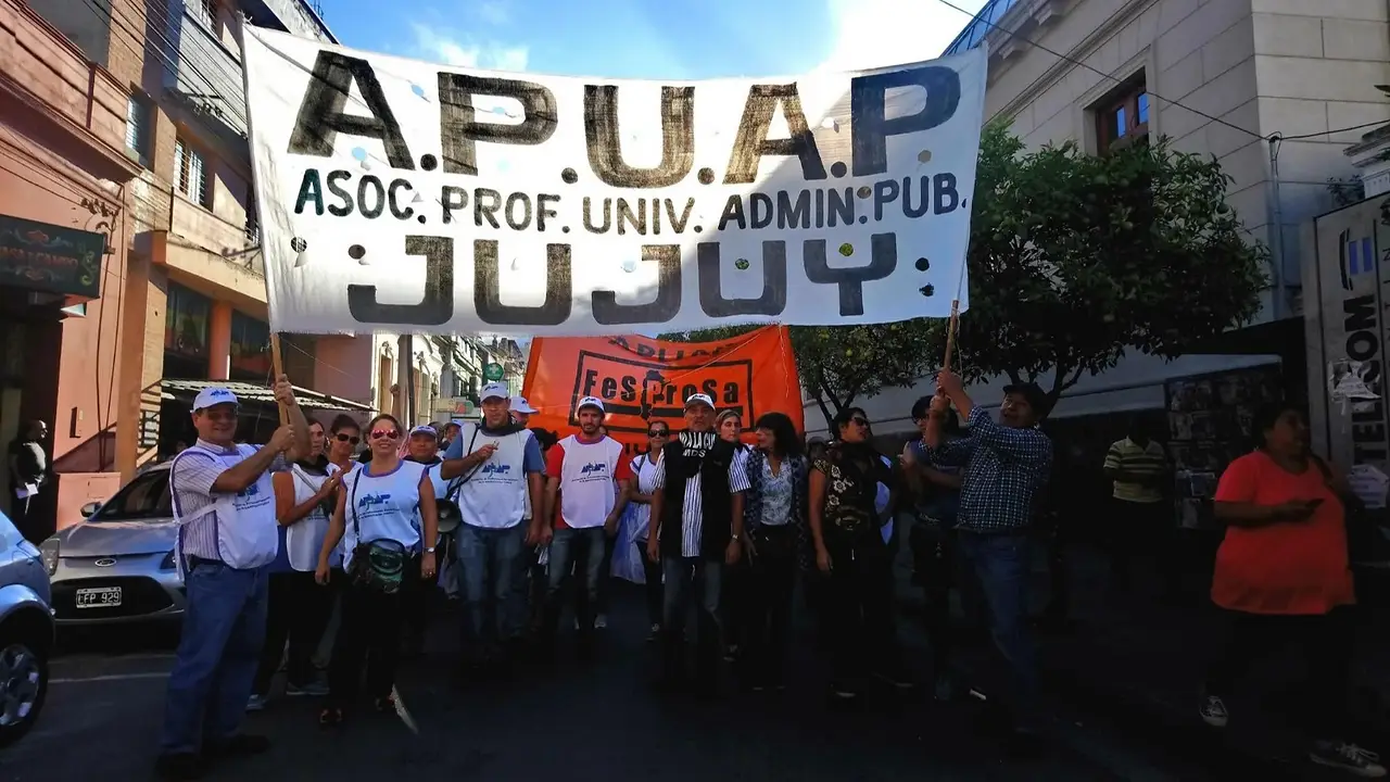 "Crisis profunda": convocan a una jornada de protesta en defensa de la salud pública de Jujuy