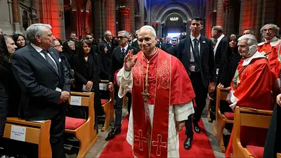 El Vaticano excomulgó cuatro nuevos obispos Lefebvristas por "desacato" al Papa El Vaticano excomulgó cuatro nuevos obispos Lefebvristas por "desacato" al Papa
