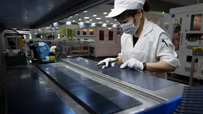 La economía china se desacelera en abril ante el descenso del consumo y la producción La economía china se desacelera en abril ante el descenso del consumo y la producción