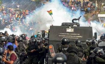 Denuncian que Argentina envió gases lacrimógenos a Bolivia para reprimir las protestas | Bolivia