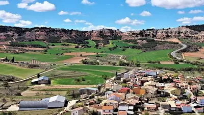 Un pueblo de 3000 habitantes busca vecinos y subasta terrenos para iniciar una vida tranquila Un pueblo de 3000 habitantes busca vecinos y subasta terrenos para iniciar una vida tranquila