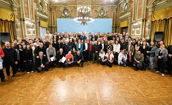 Kicillof defendió la salud pública junto a intendentes: "El abandono de Milei mata" | Salud