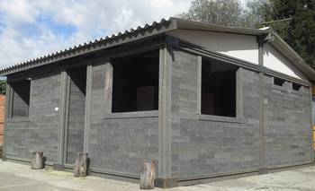 Casas sustentables y para ensamblar: cómo son los nuevos ladrillos de plástico reciclado | Casas